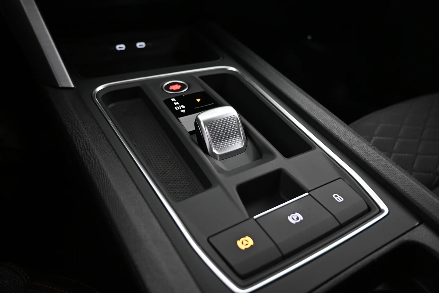 Car Image - 14eTA3QbSDVsEcz4YteUdy