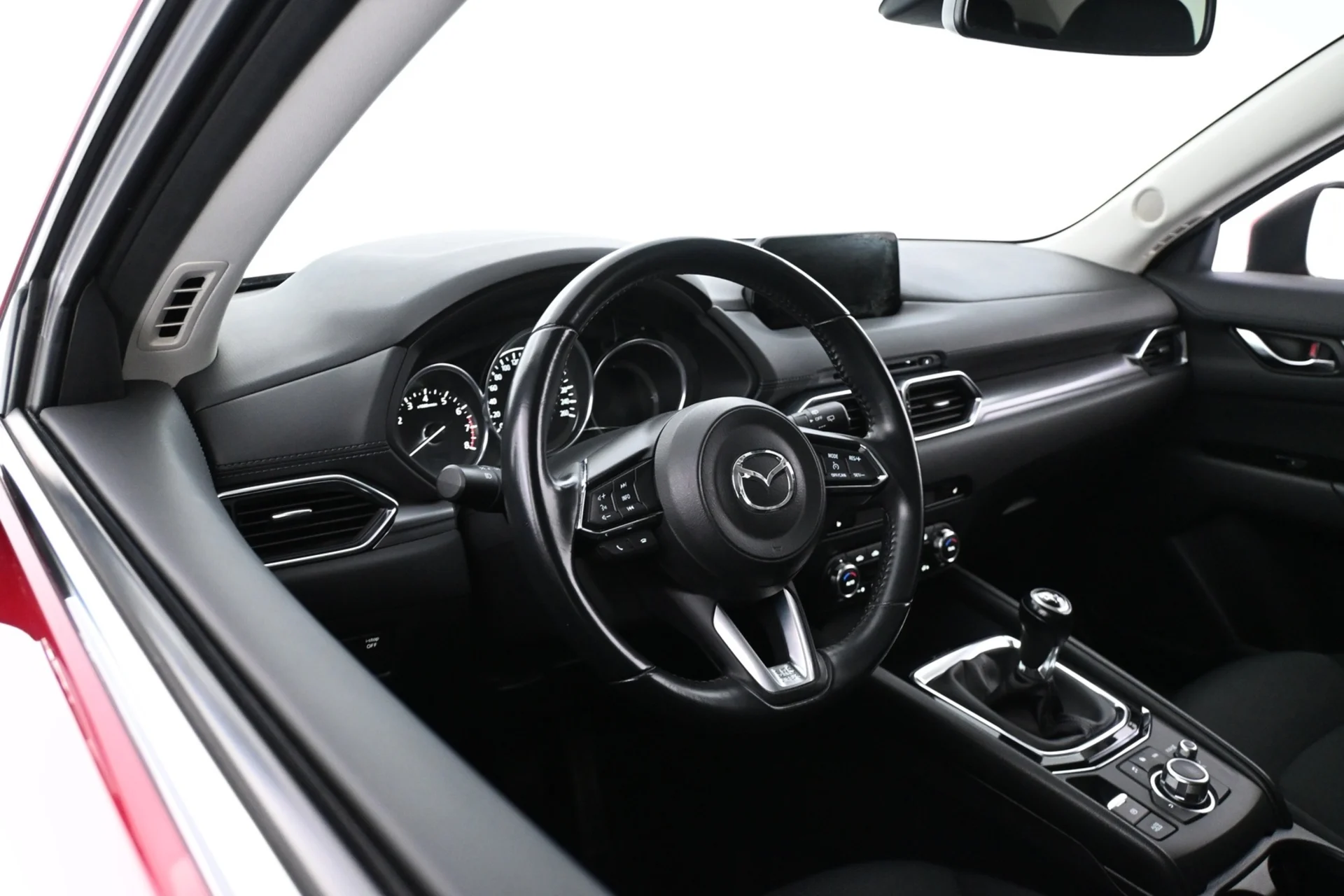 Car Image - V8Luium5qRcEuTjS9PJh5