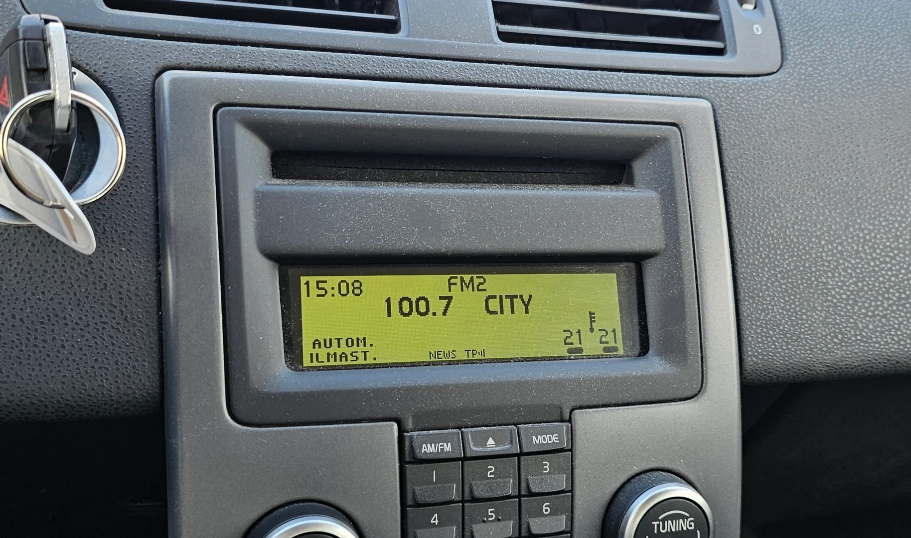Car Image - 6vbHMybozfCXAMCvKwhX6O