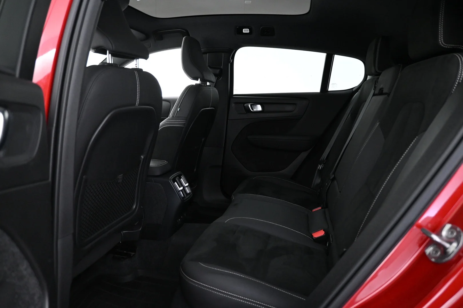 Car Image - 2KMtdDQWQxyVx5PM4By2IC