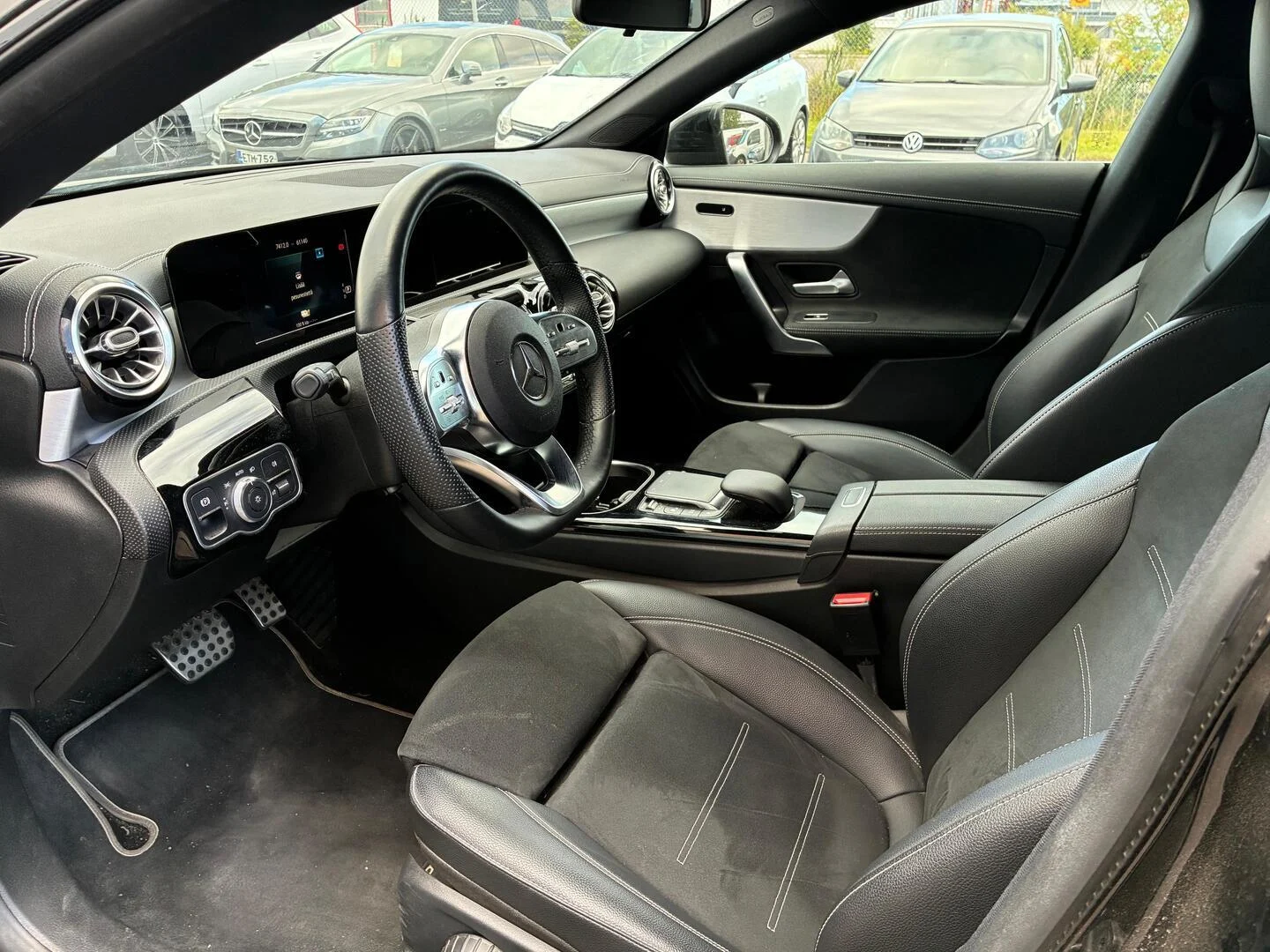 Car Image - 7vDdaeBgGQNoU0sIeI7sam