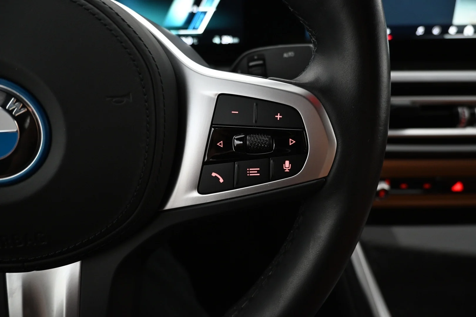 Car Image - RSFJt1OeZxELJB30wqBzY