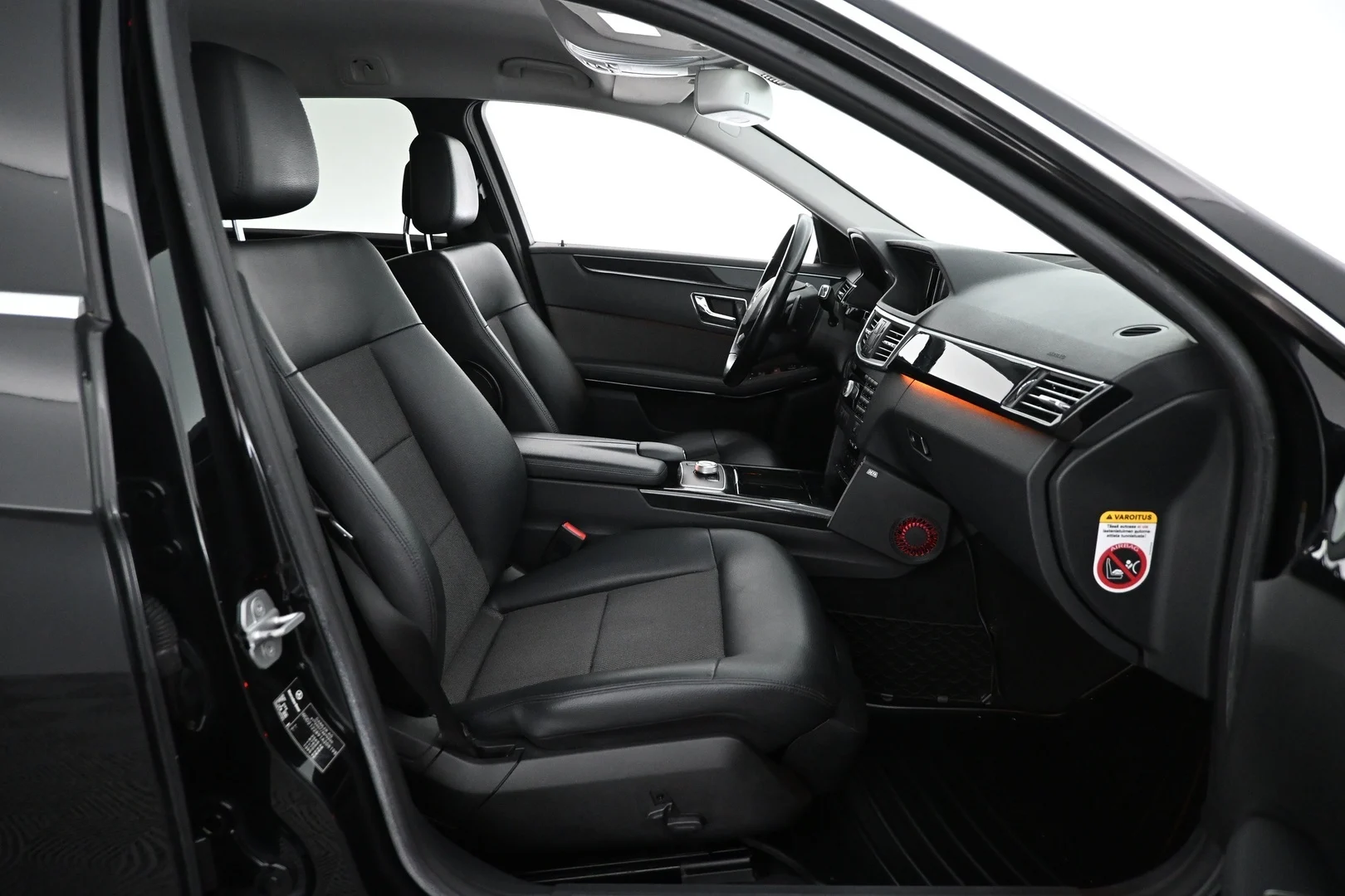 Car Image - 1FRUAW9MdCHkziJIwTnlvD
