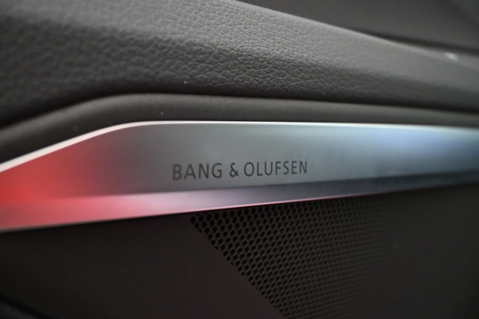 Car Image - 5xzY1zaLoBB71AWTcLlMfg