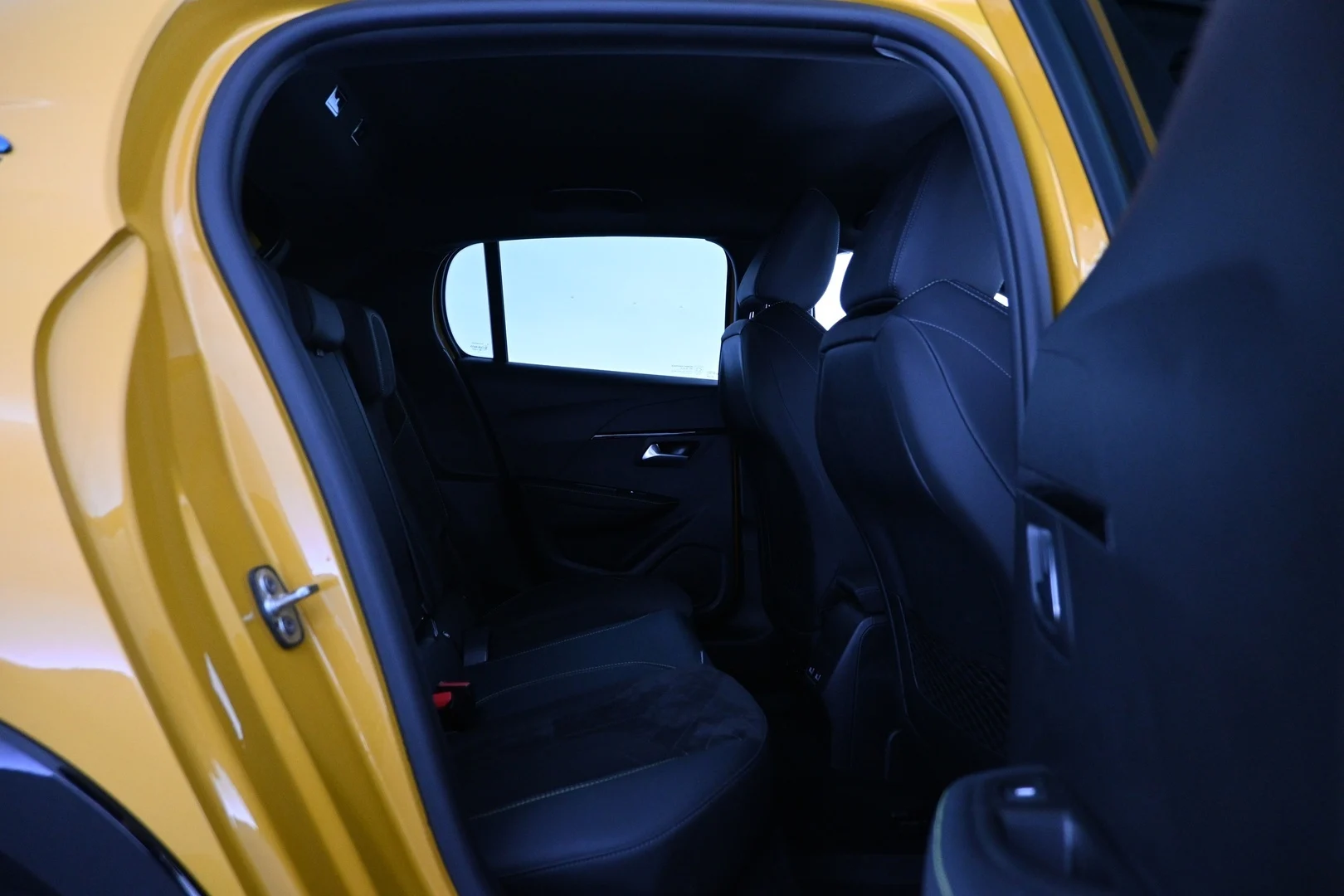 Car Image - 2aGMHztWDqE4SW31xrw9HV