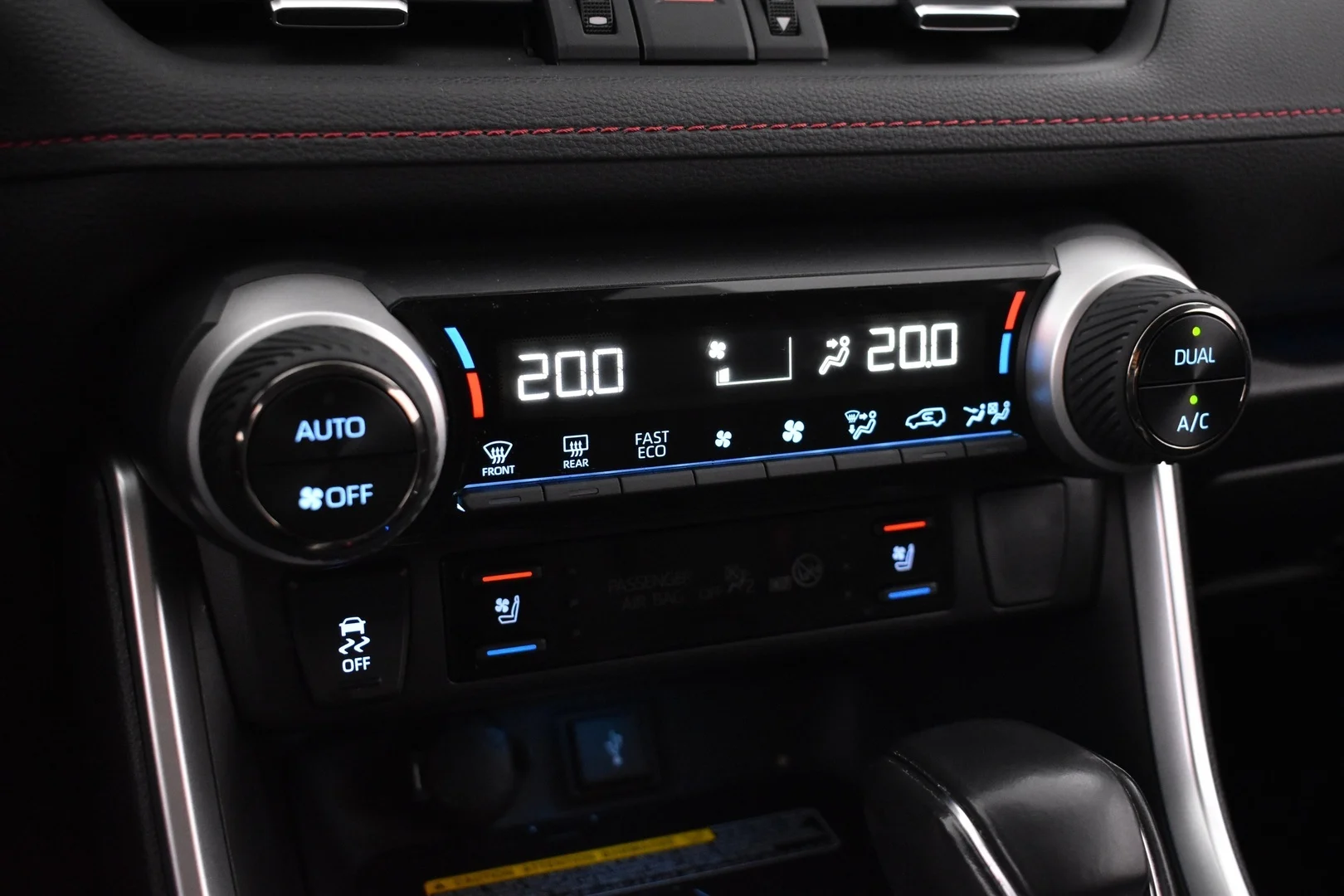 Car Image - AdE27rV5eWRhyI2Buih5t