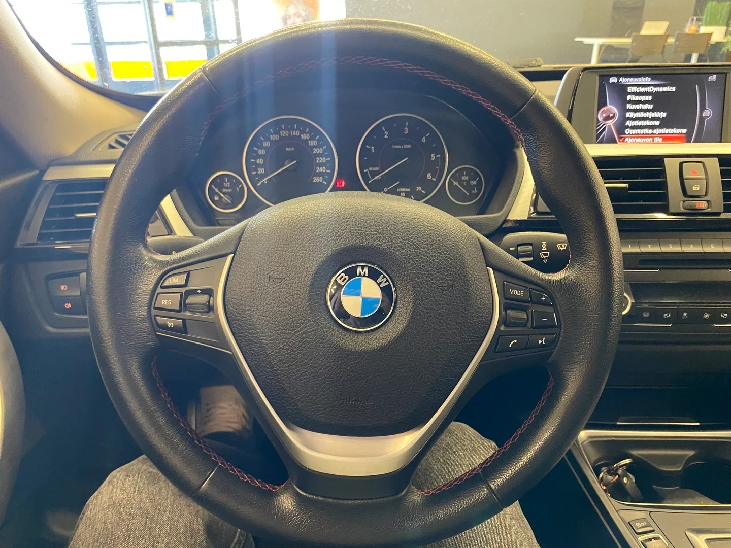 Car Image - 6CMLJcr5XvvNHKNrhMGhPv
