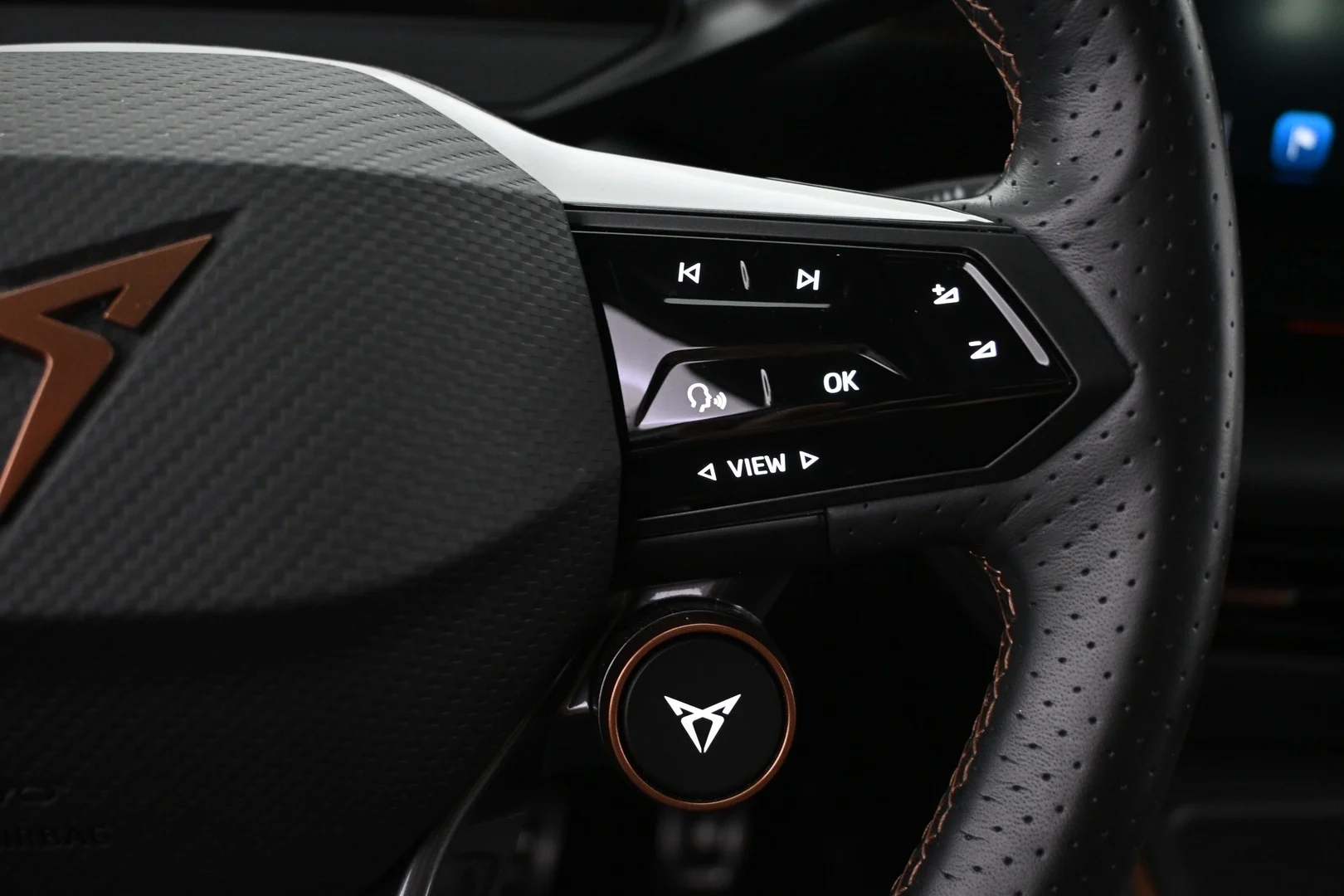 Car Image - aehOSH3ITWexAVqGsDoVA