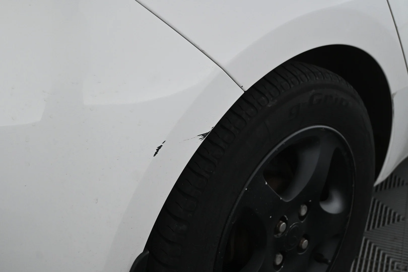 Car Image - 1pM3rxh4xaeTNcX44kZRev