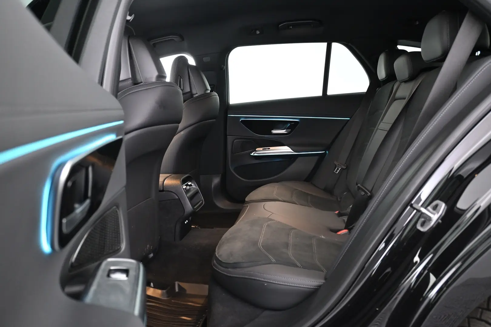 Car Image - 6R0FD8o5xwD1aZkCkkKMl1