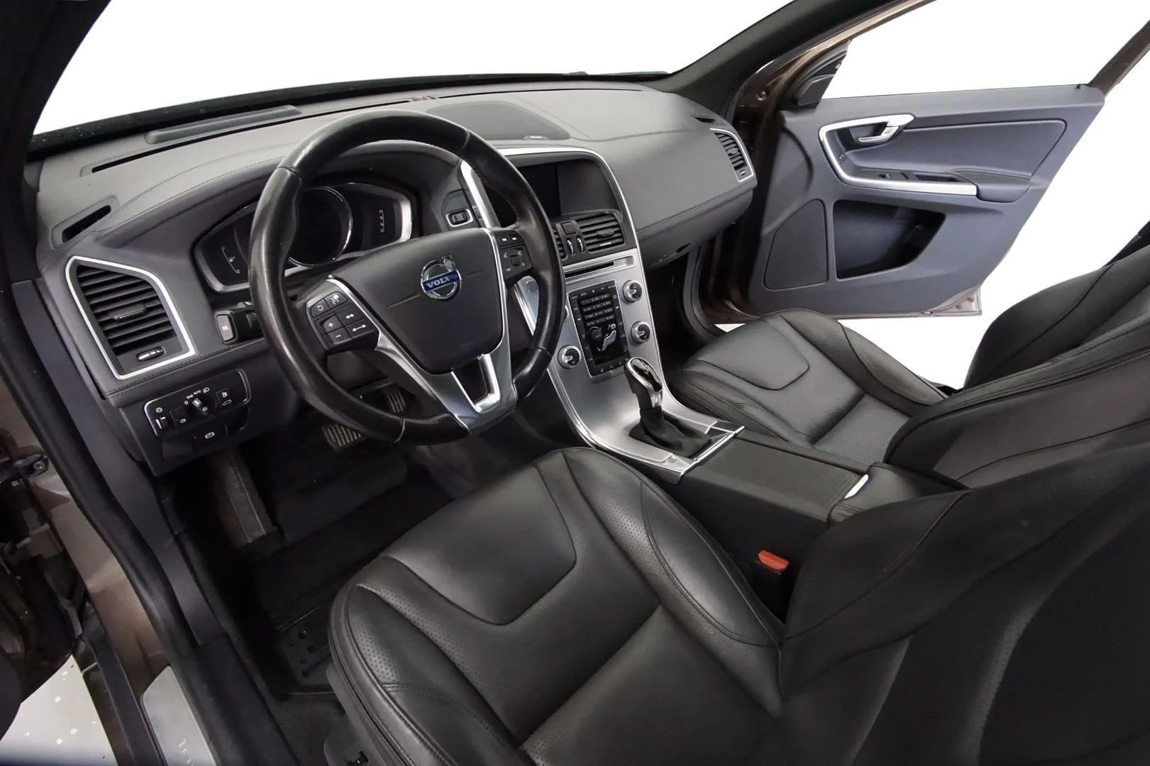 Car Image - 3kFmkz8xmlLOXtPHLobn29