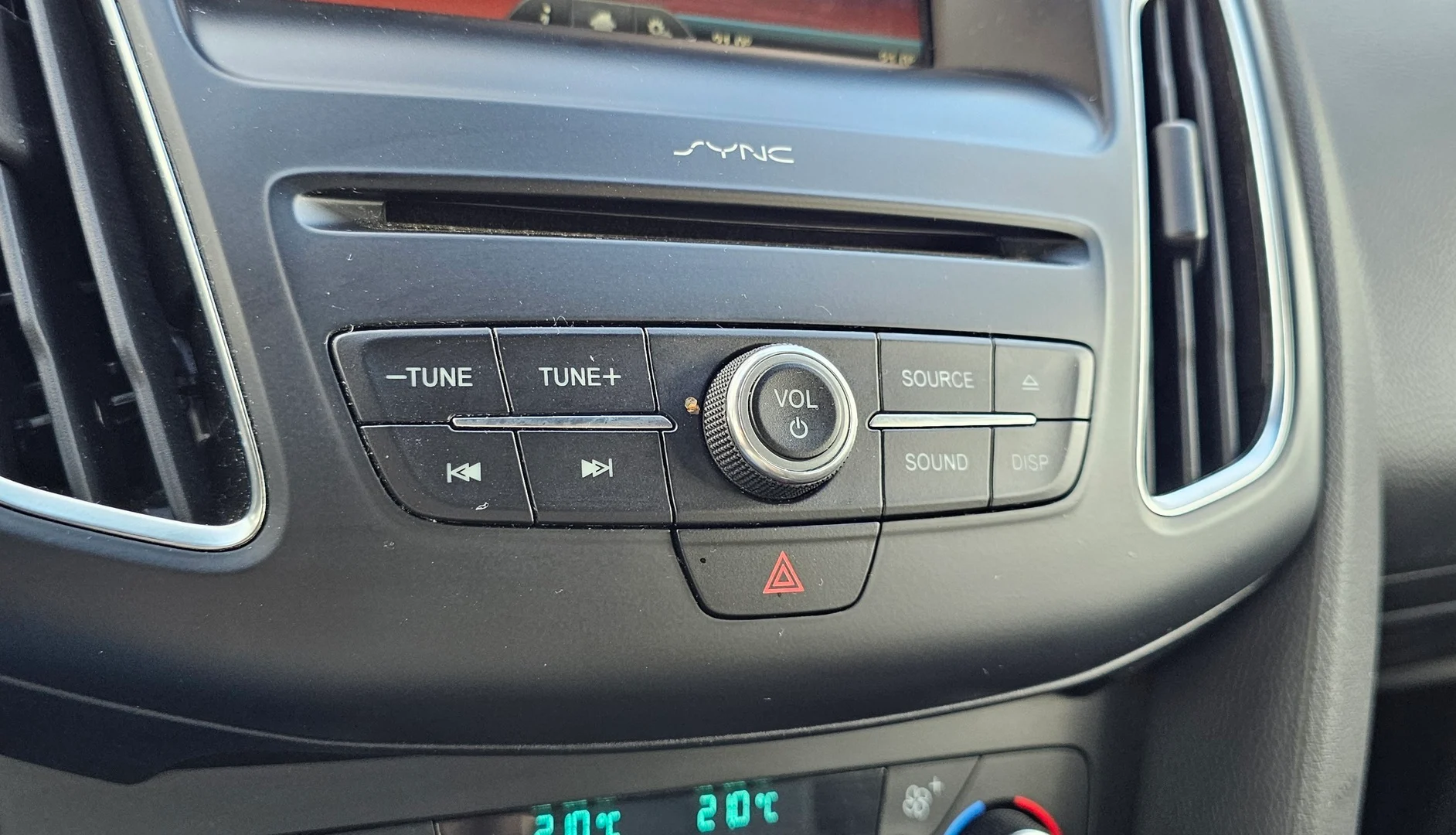 Car Image - 39Q7KP3lrUuwU8F6tRcwyd