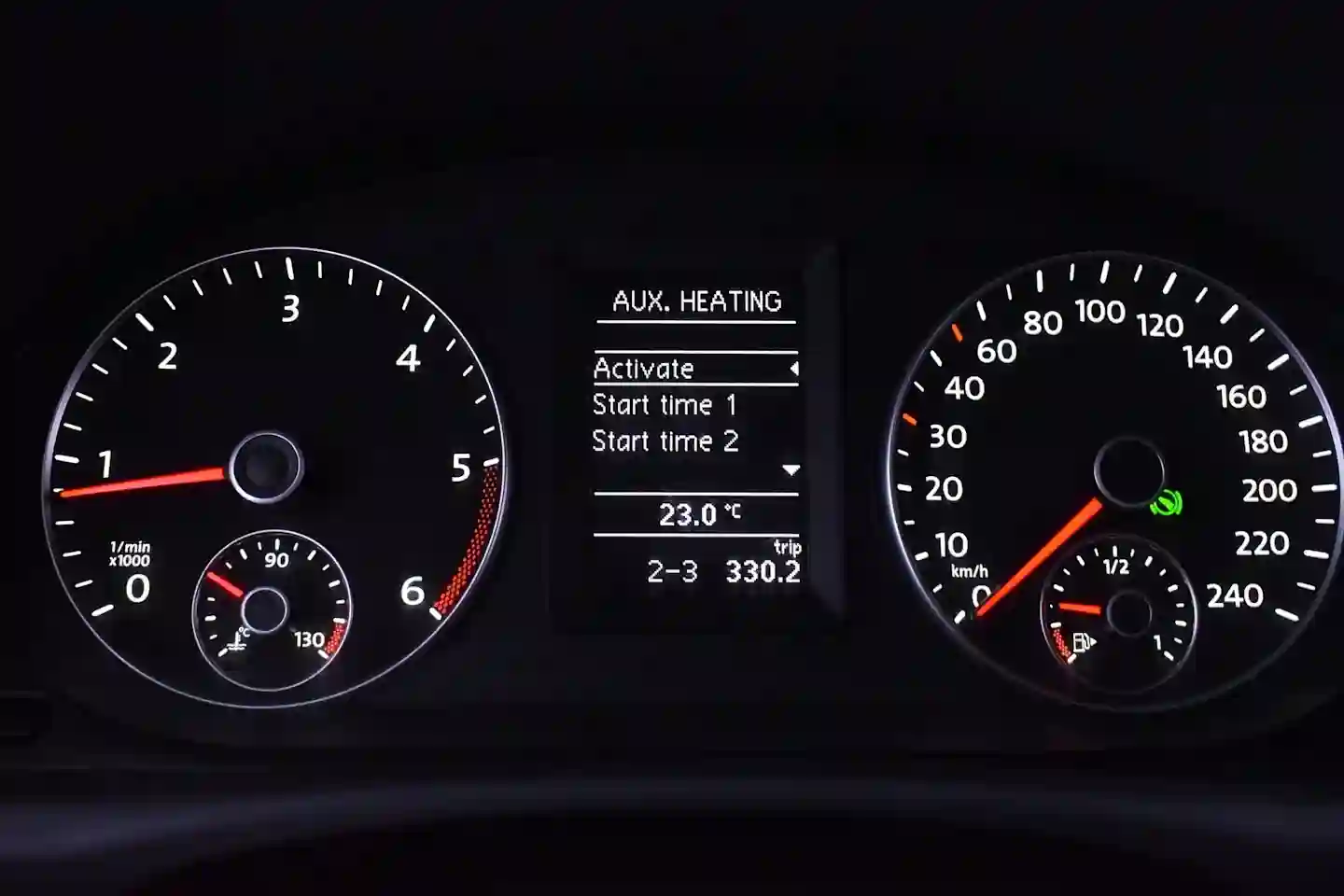 Car Image - 4nSPRrwj5JGnc6v37TbOy4