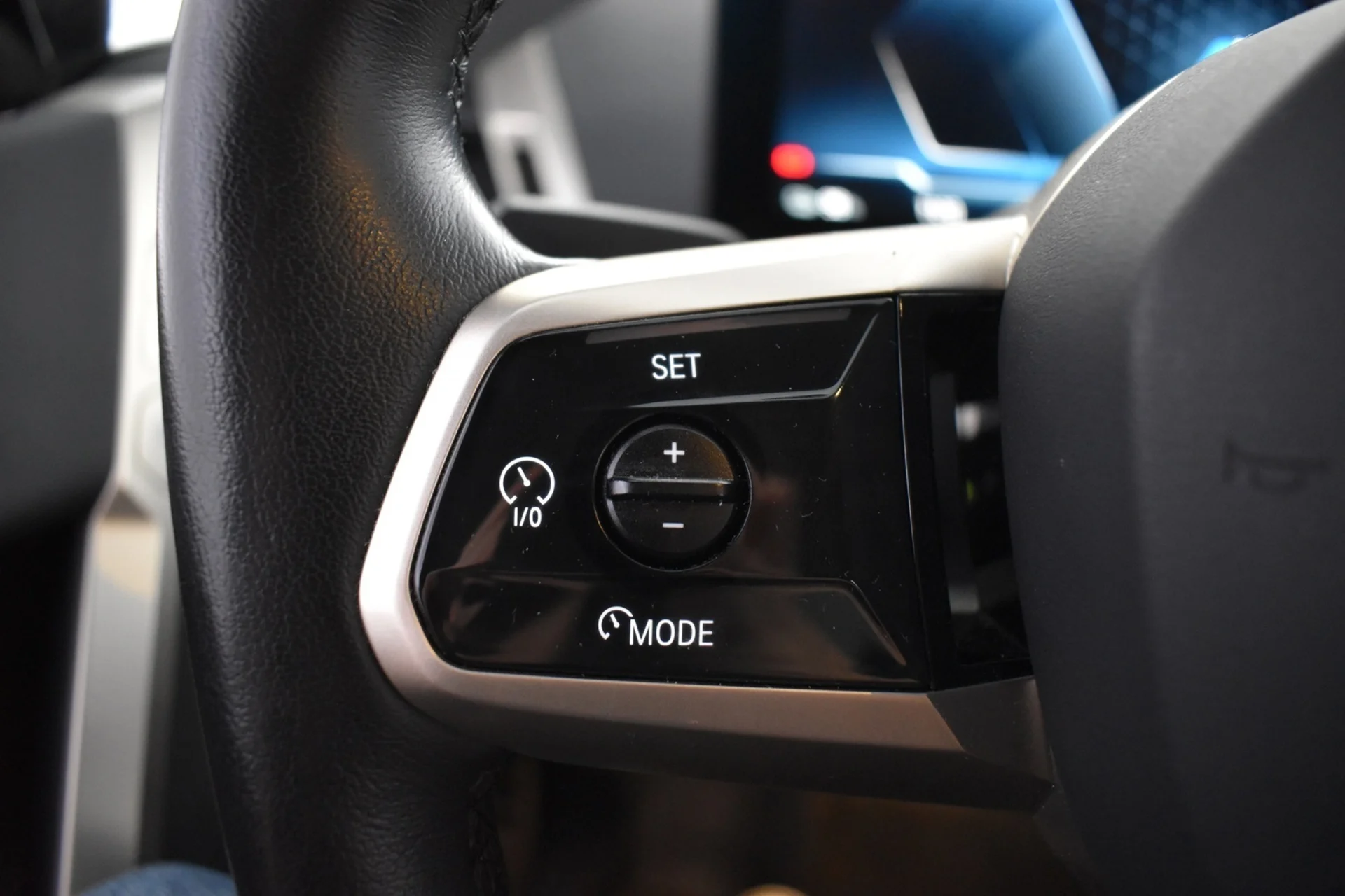 Car Image - 5i5NKg2obamddkplC18vmV