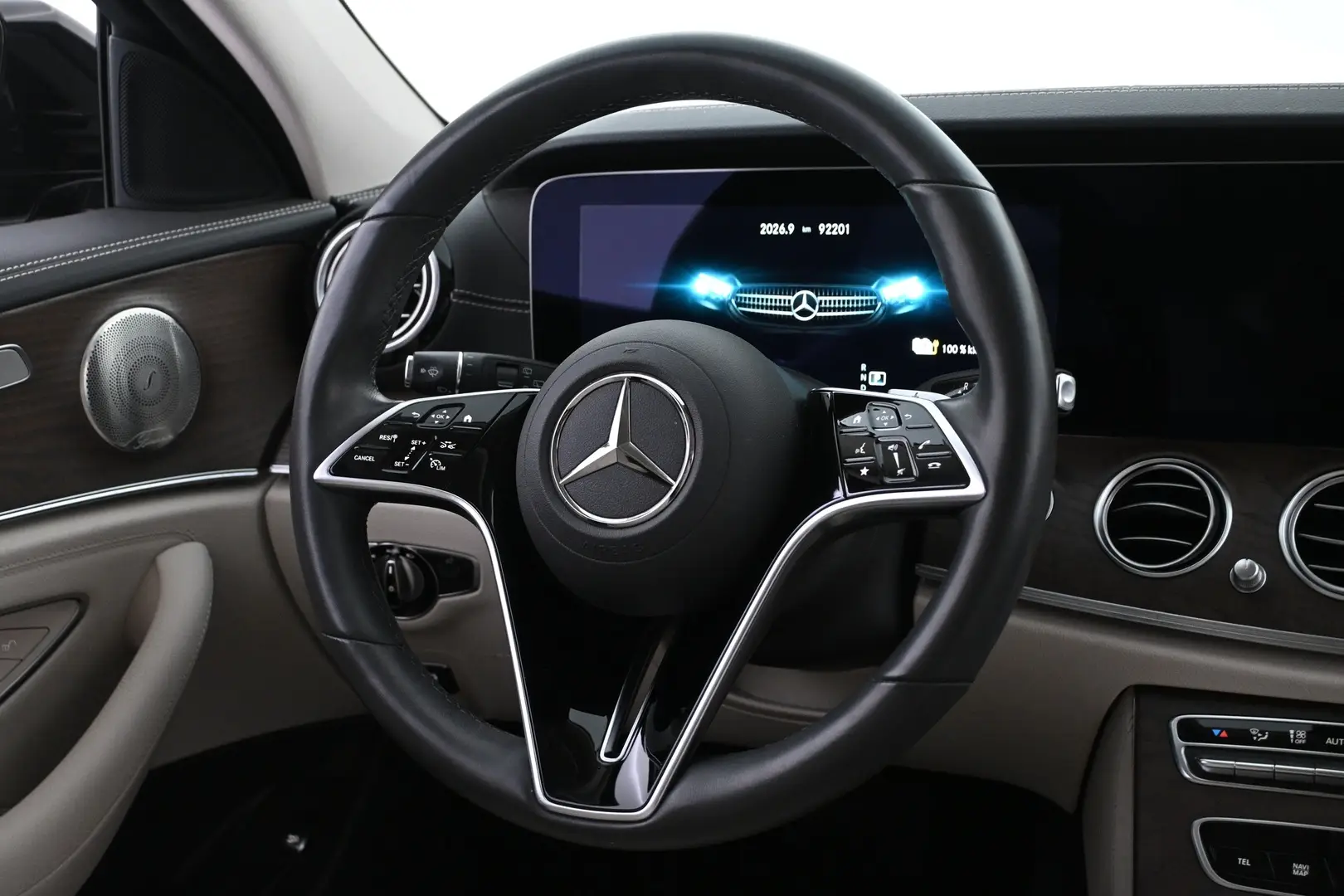 Car Image - nkfubx2hWI83IzQ4HHEzR
