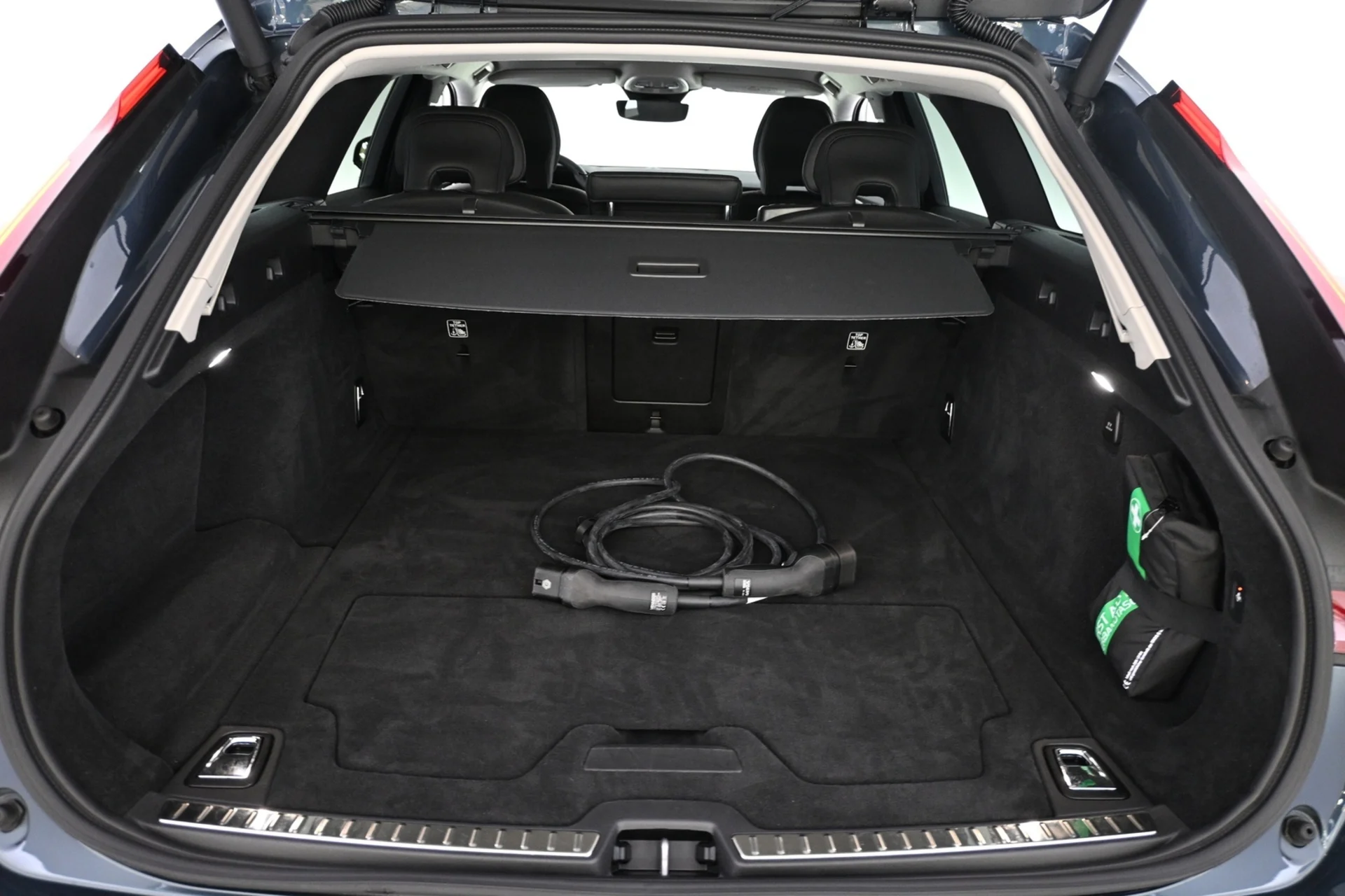 Car Image - 4zgQuiHN1kgFM68V7cxYu9
