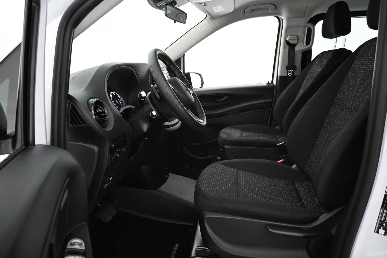 Car Image - 43i0VnkIXdHaSrc7SyA2Jv