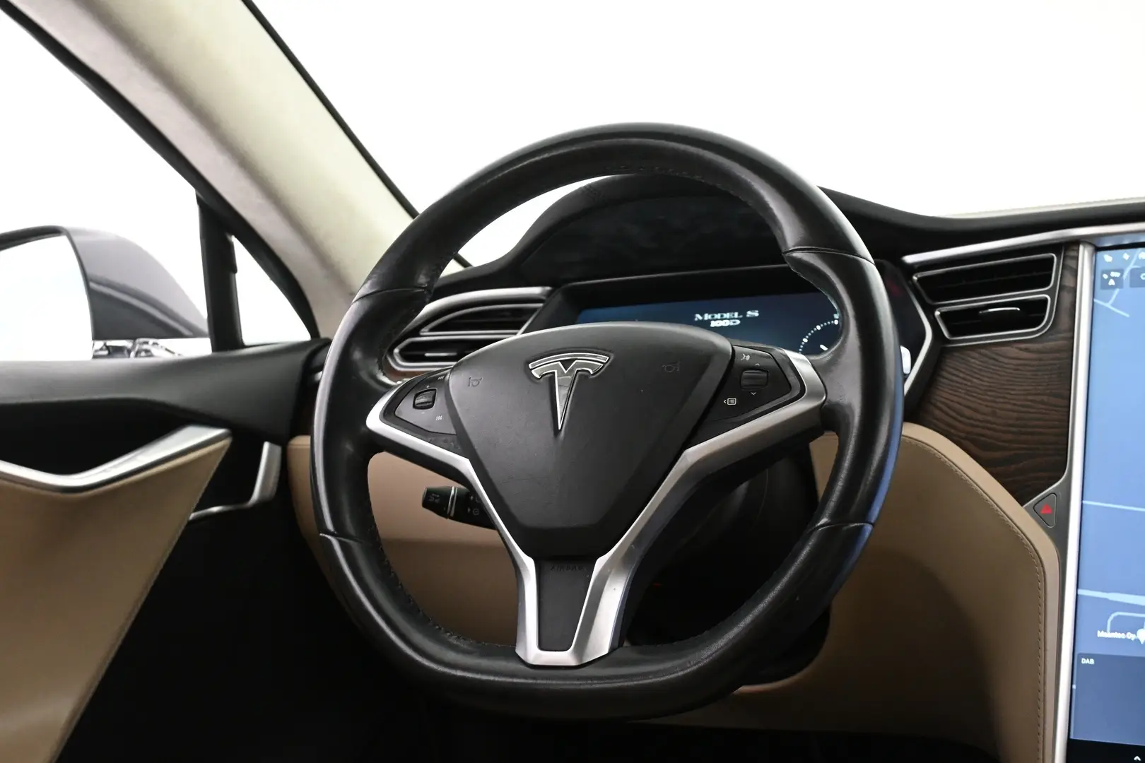 Car Image - 2amc7lCZABIM1BK3JSOo6D