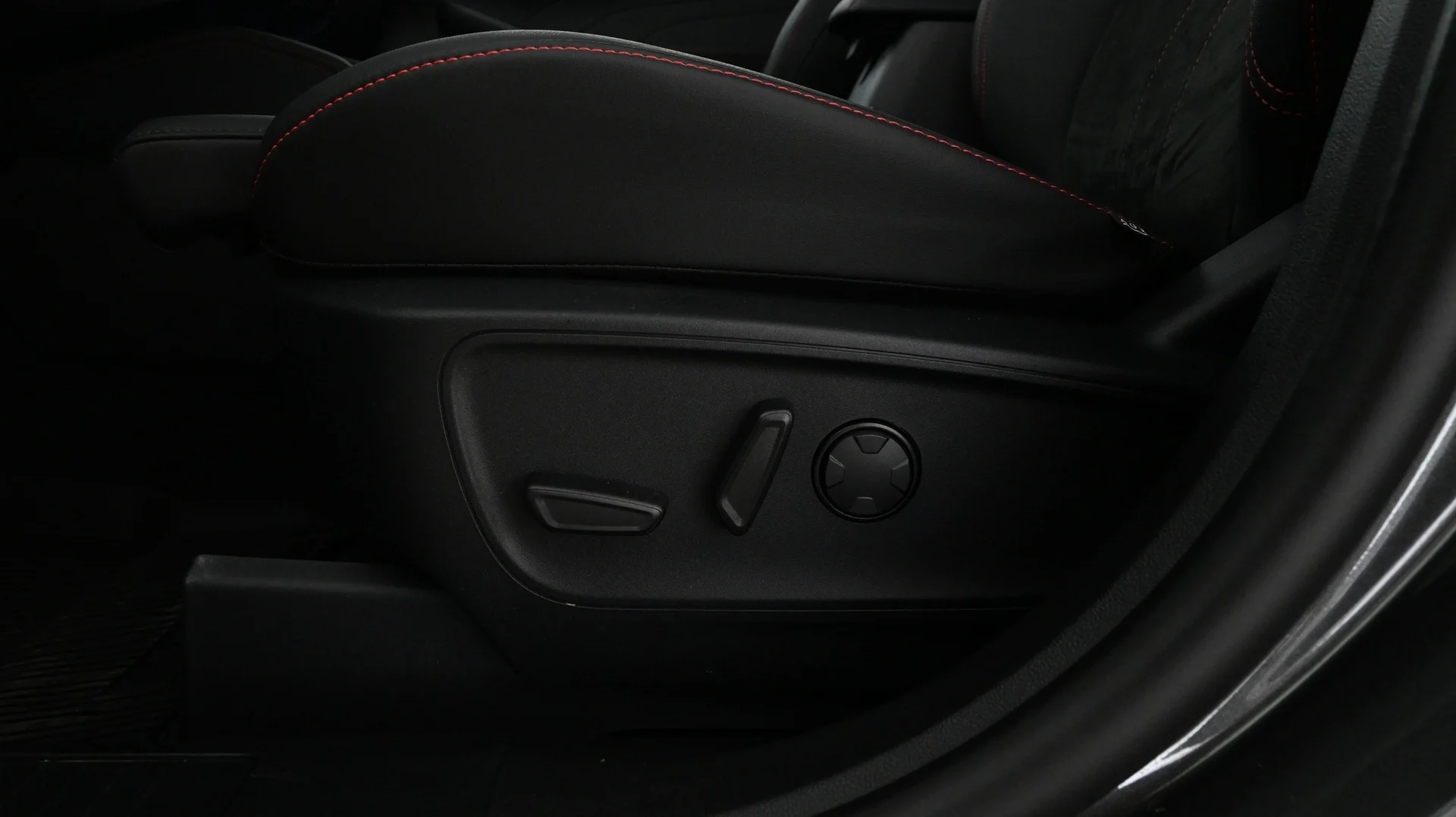 Car Image - 2UpR2OqqOpbKOykeajKRKZ