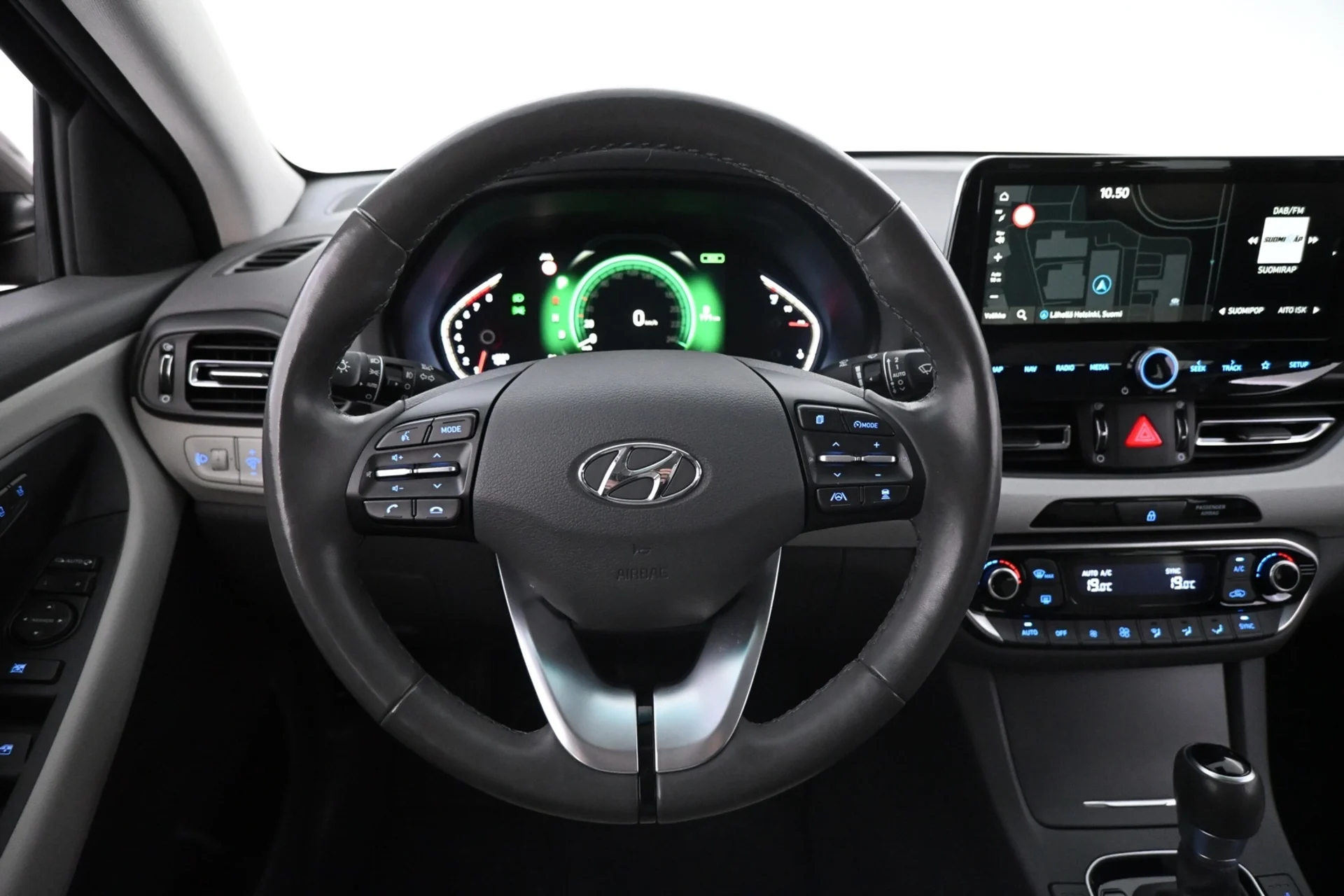 Car Image - 1ifnC3TZQiBRyv4JovVVV3