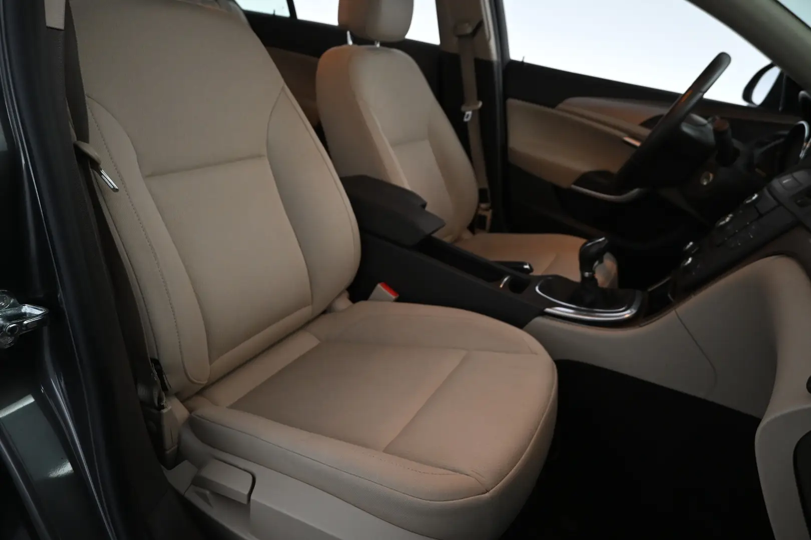 Car Image - 2IpuVD1ezPe0rUFaXTan5K