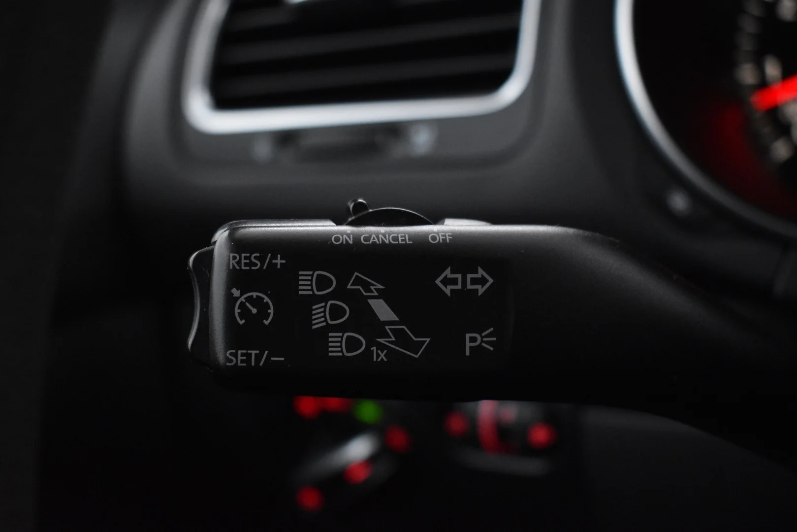 Car Image - 1ABy5eIMUFbiKV30ewBr7k