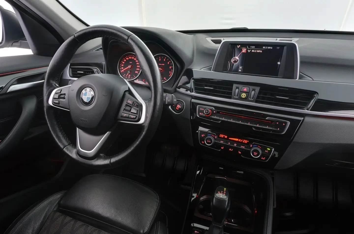 Car Image - 40newx8SglRZgG88P2Cmvi