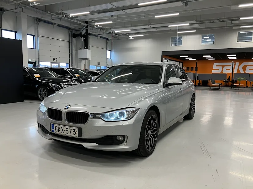 BMW 320