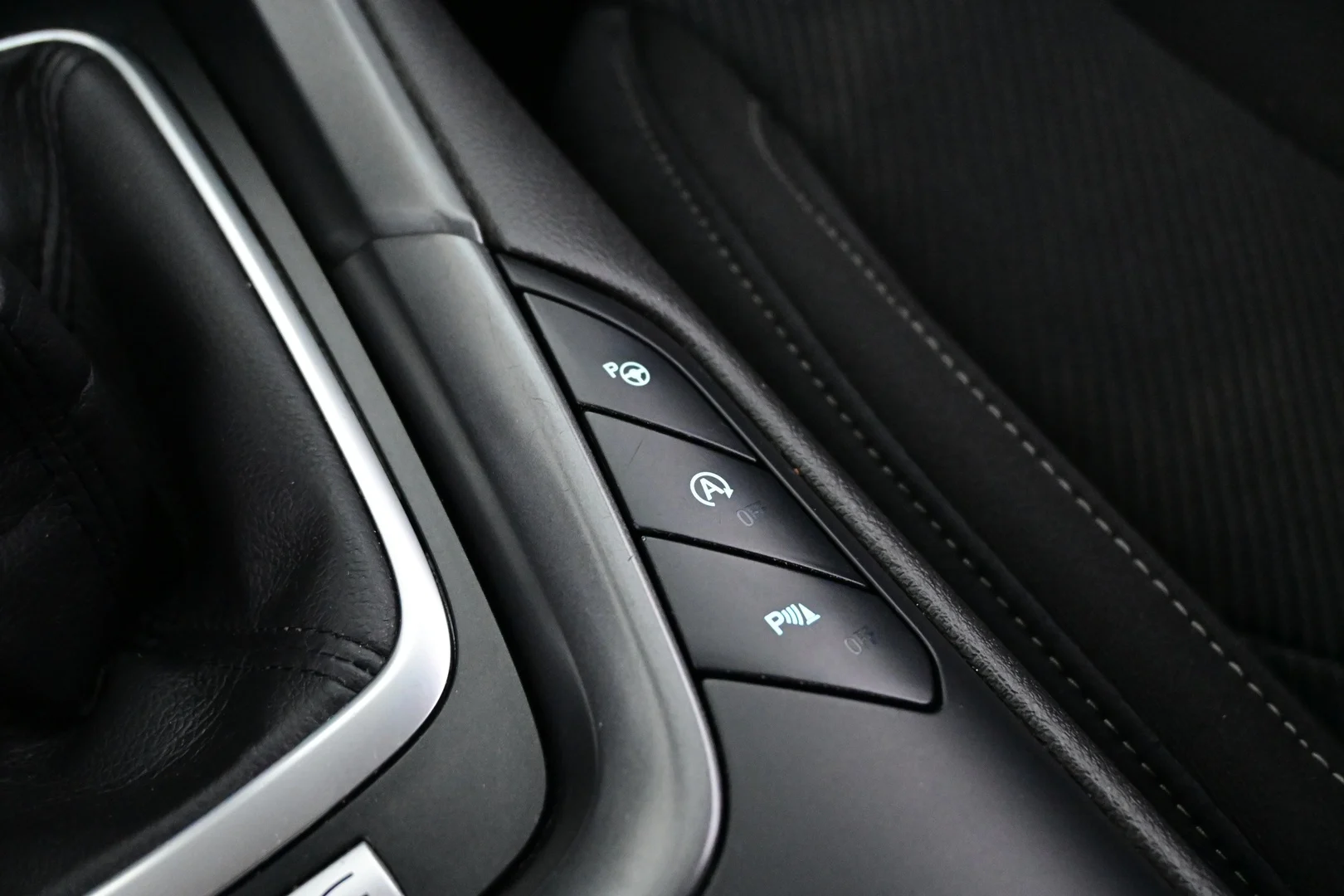 Car Image - 4lkZMYFrHuV01bMH8S848Q