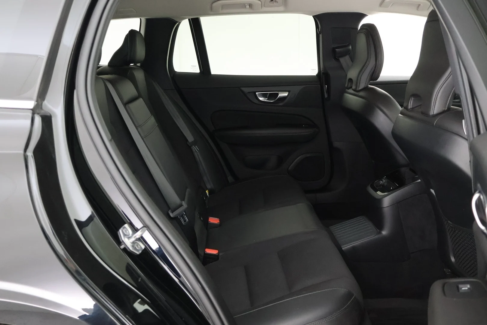 Car Image - 7HbRmK4iwWCt7UxQaiUrYh