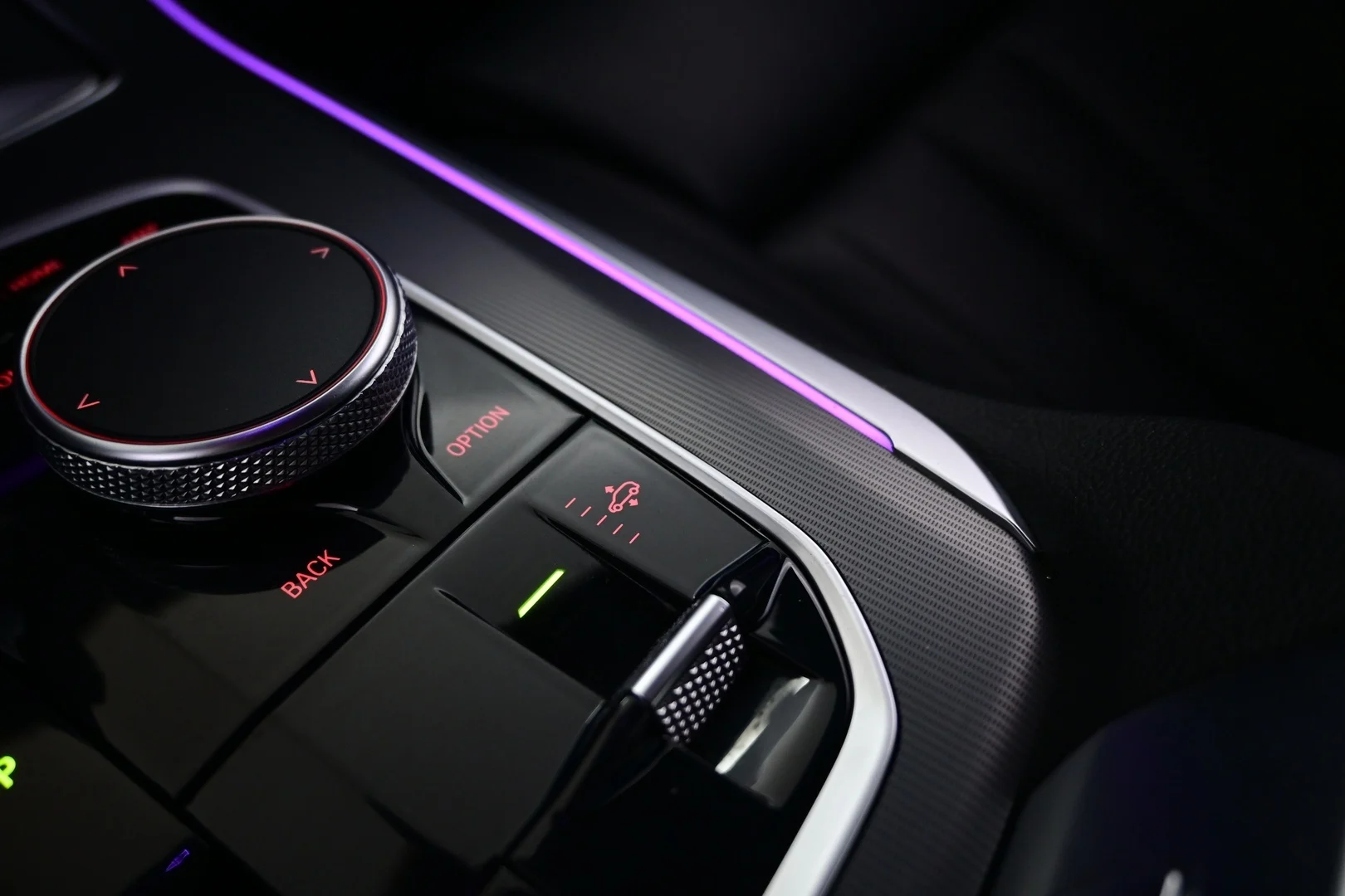 Car Image - 5RgQZTeKrLJiIDZdazO4Uz