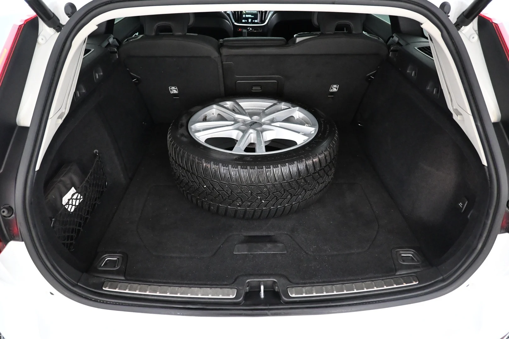 Car Image - Y7rIbYRdmcCW61kkZLMiL