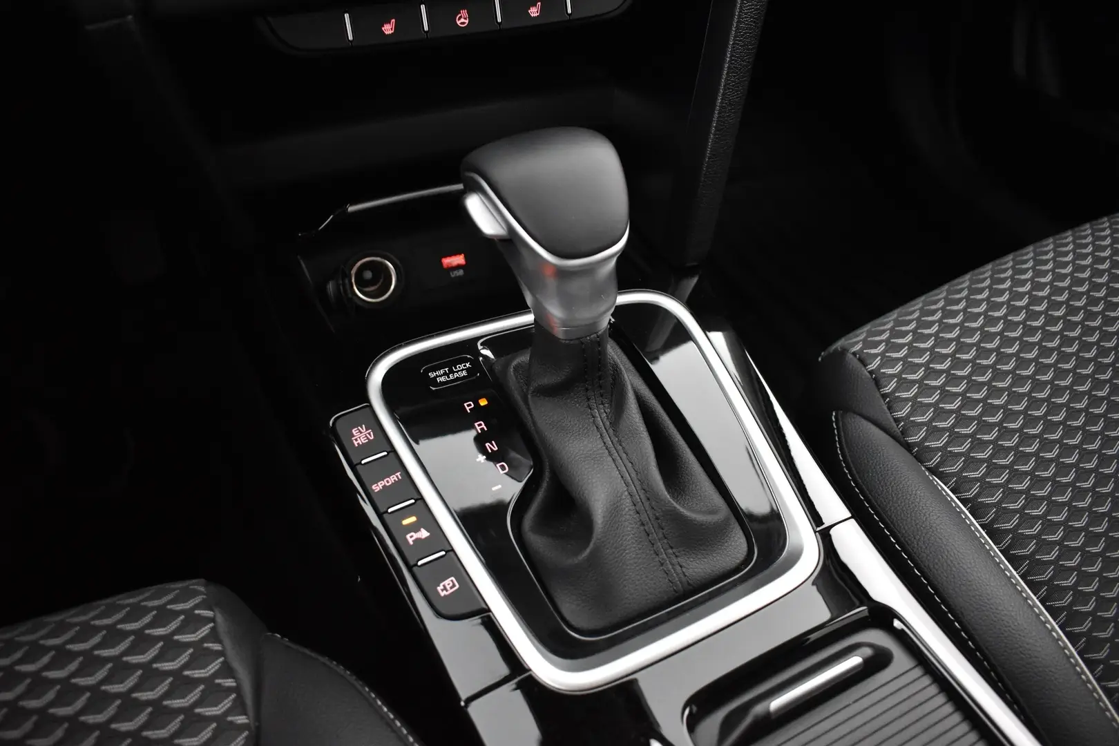 Car Image - 5eH8yv9Fc7bZ6po3nywrpv