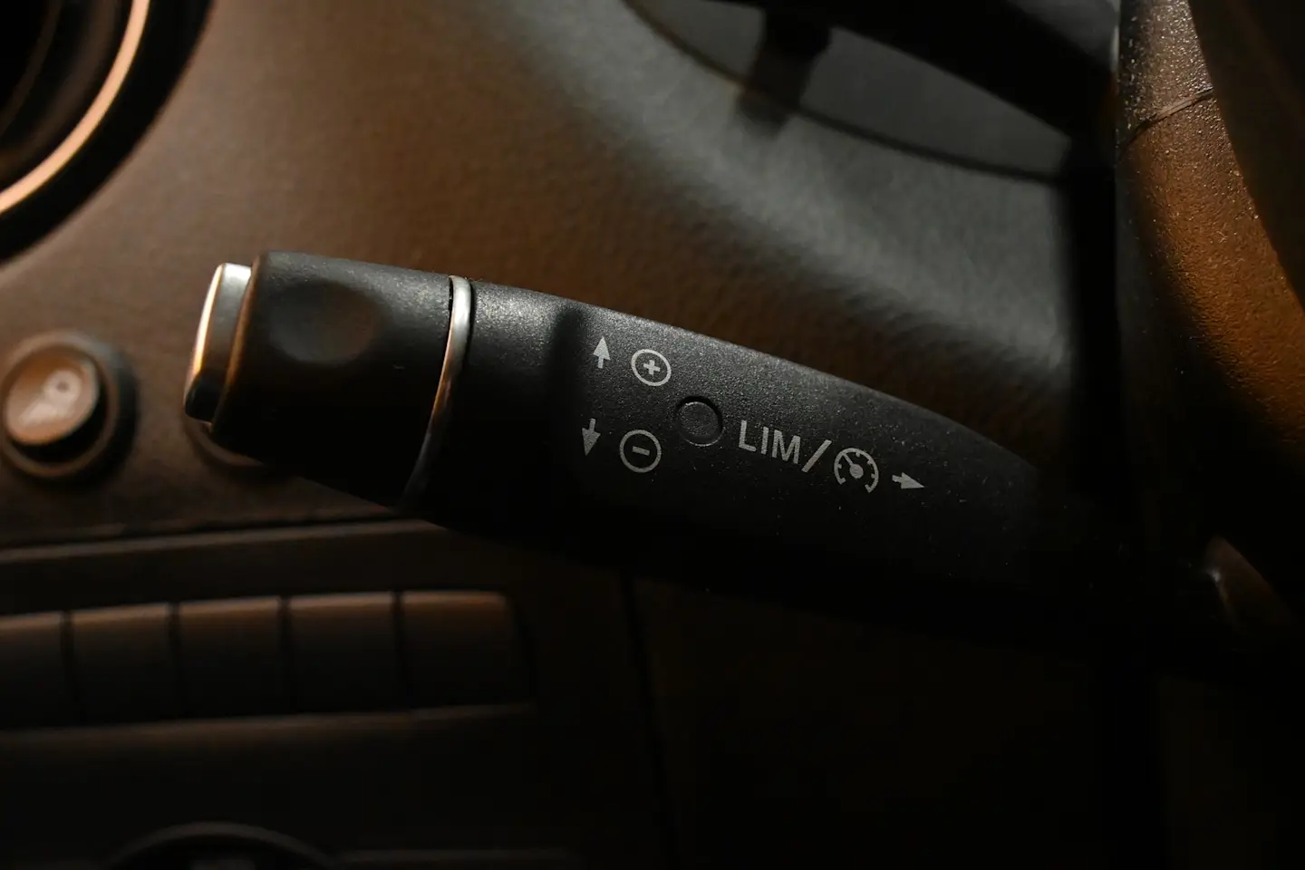 Car Image - 6e12SwmDnWu769yUGCYequ