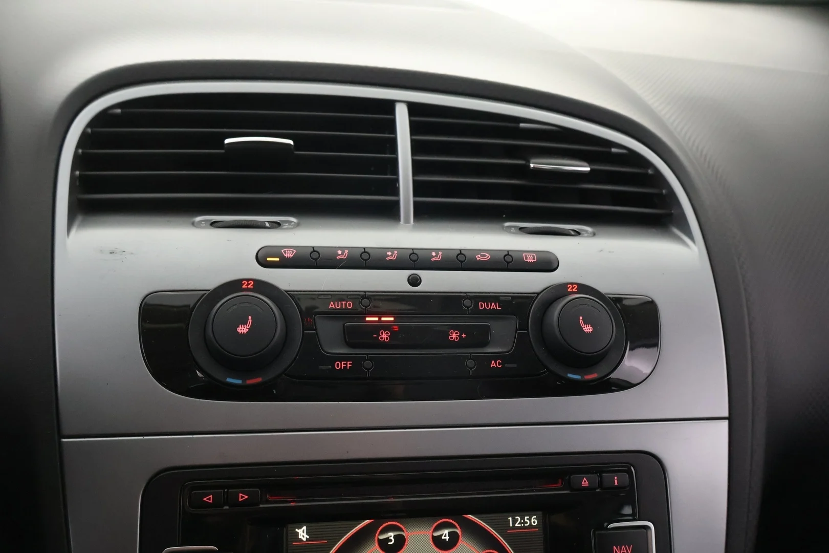 Car Image - 6PTzcnlje5L7Z110TV4mvd