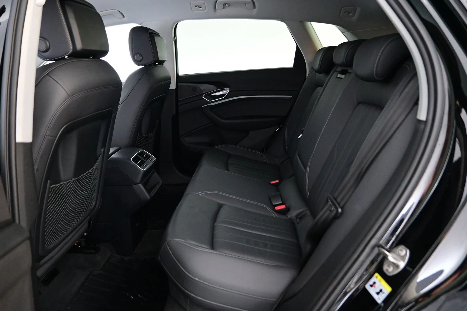 Car Image - 6FEfsSLIoWoCY0zl7QhUri