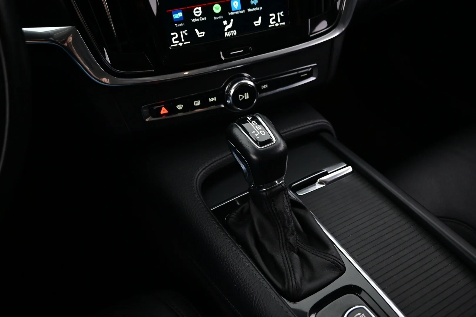 Car Image - 5u6bJp6yb1pSg3GJ7jORlc