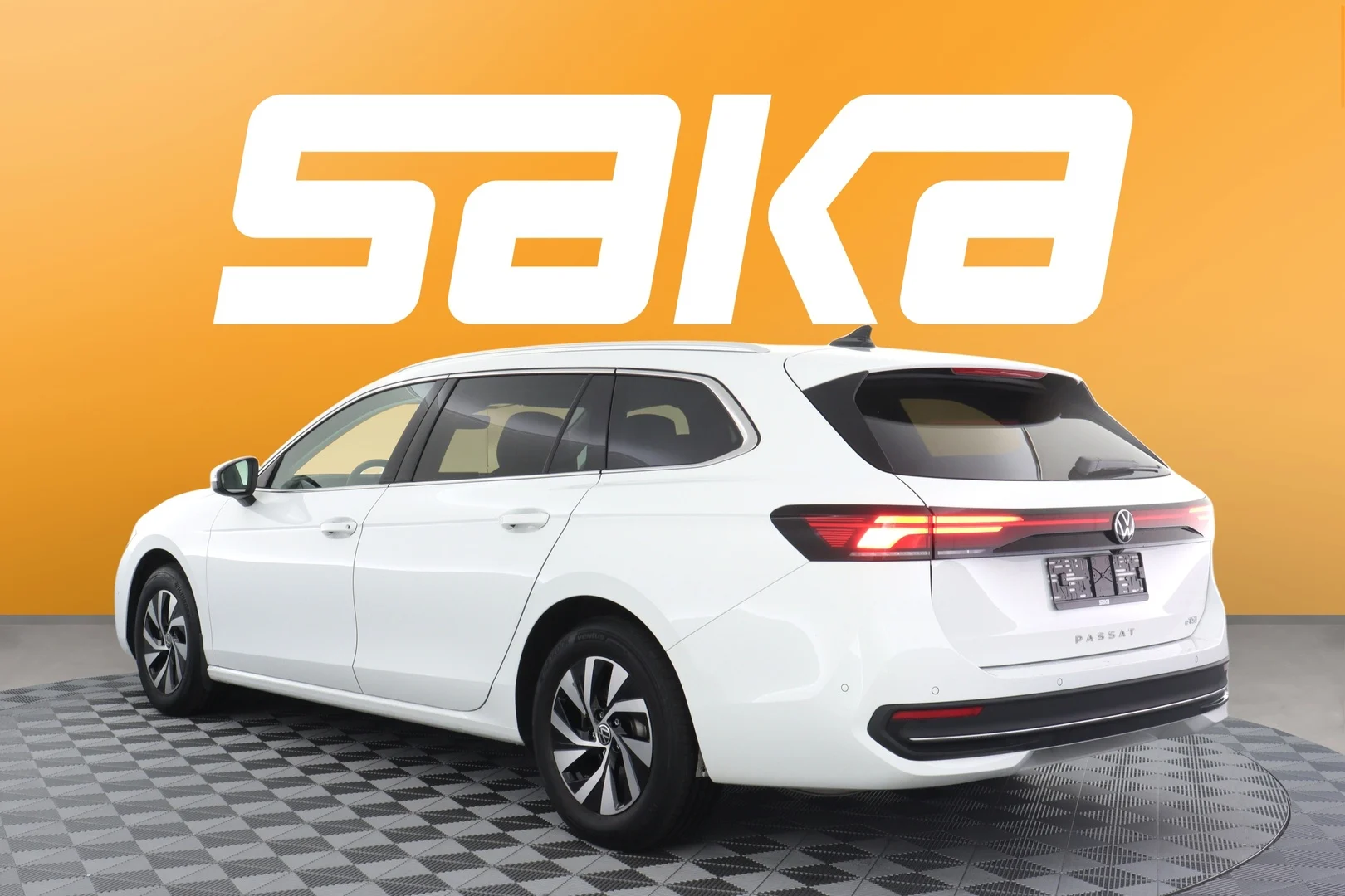 Car Image - 1cTT367Gs8C7Z3LWoQa2rs