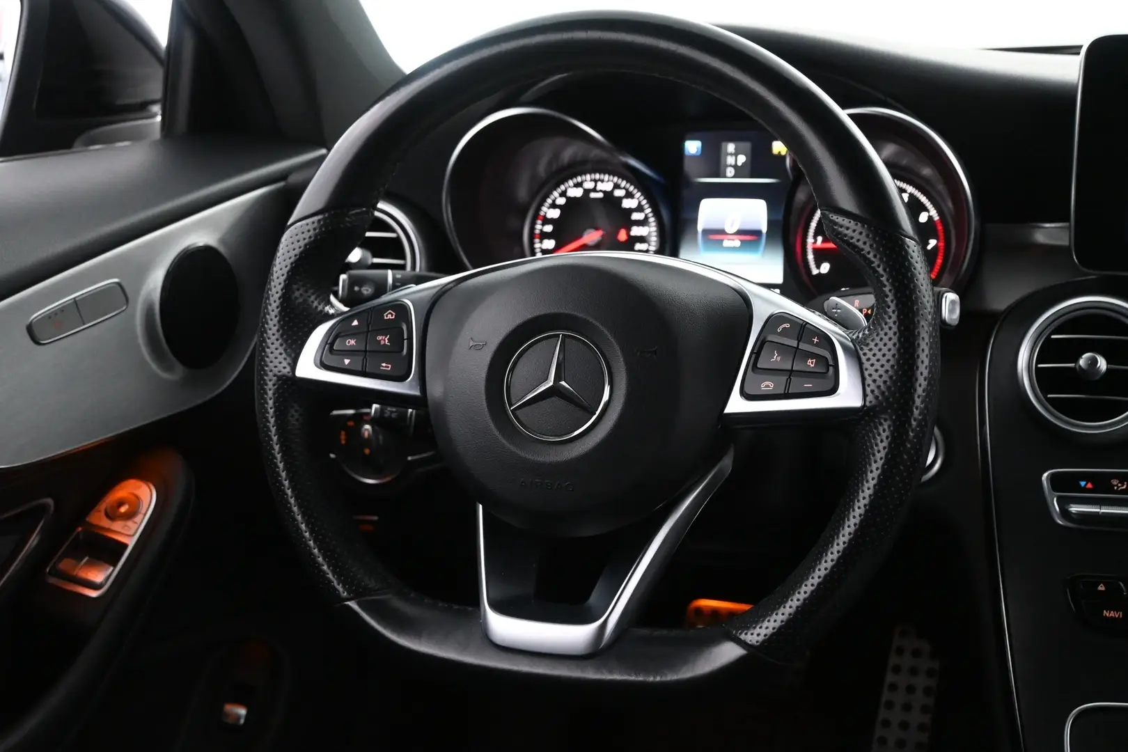 Car Image - 39WdJArrsdIxtU5tm0YrBi