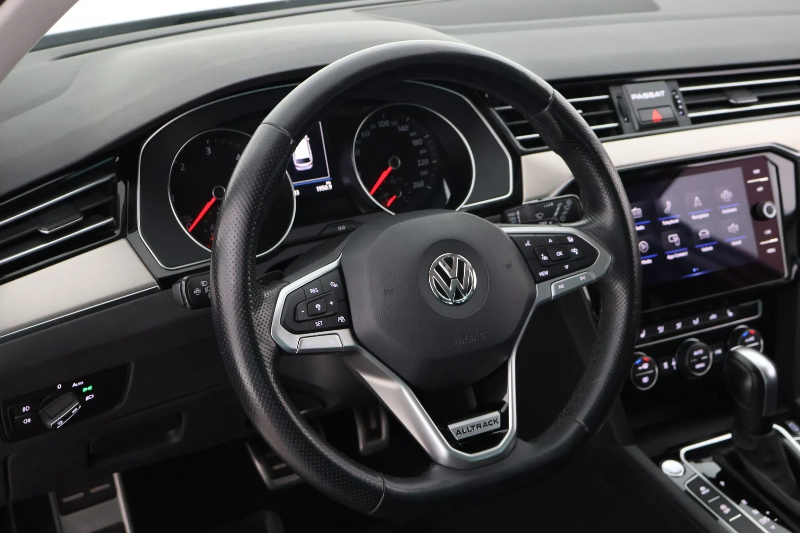 Car Image - X9WfaEfMGBUPVxn56RXbe
