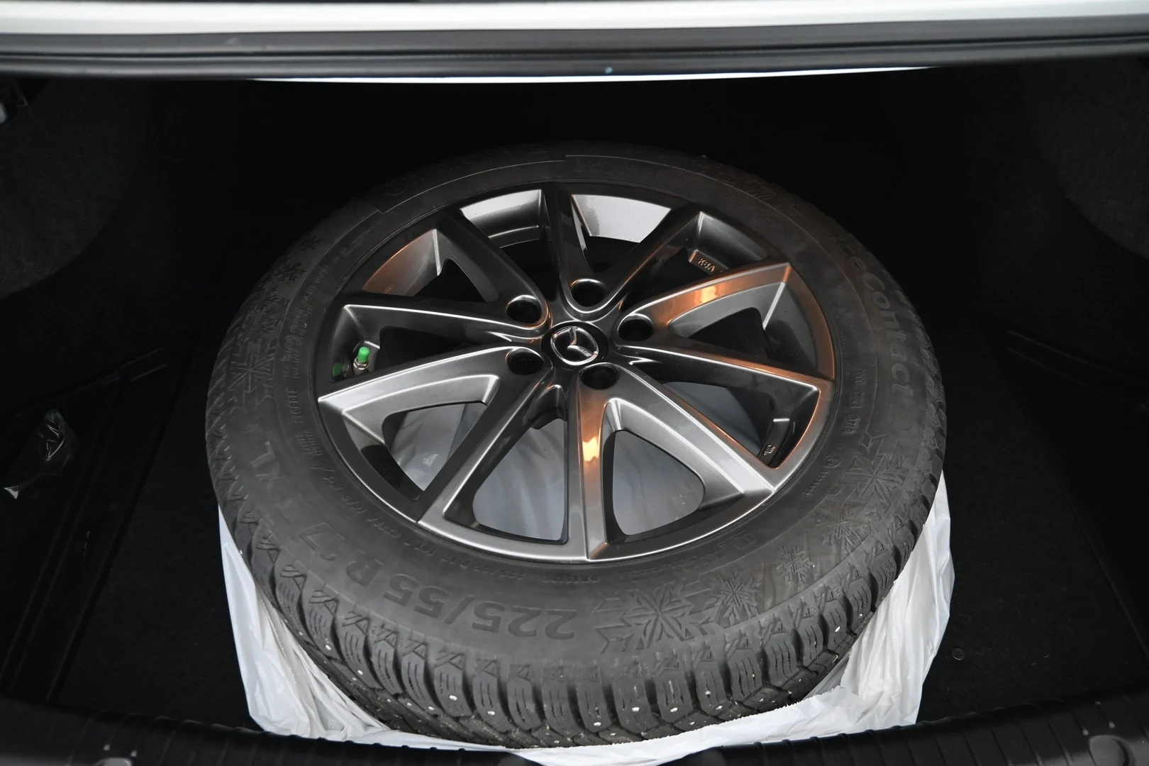 Car Image - 76kD0JSe950uG2ZRTzYfSM