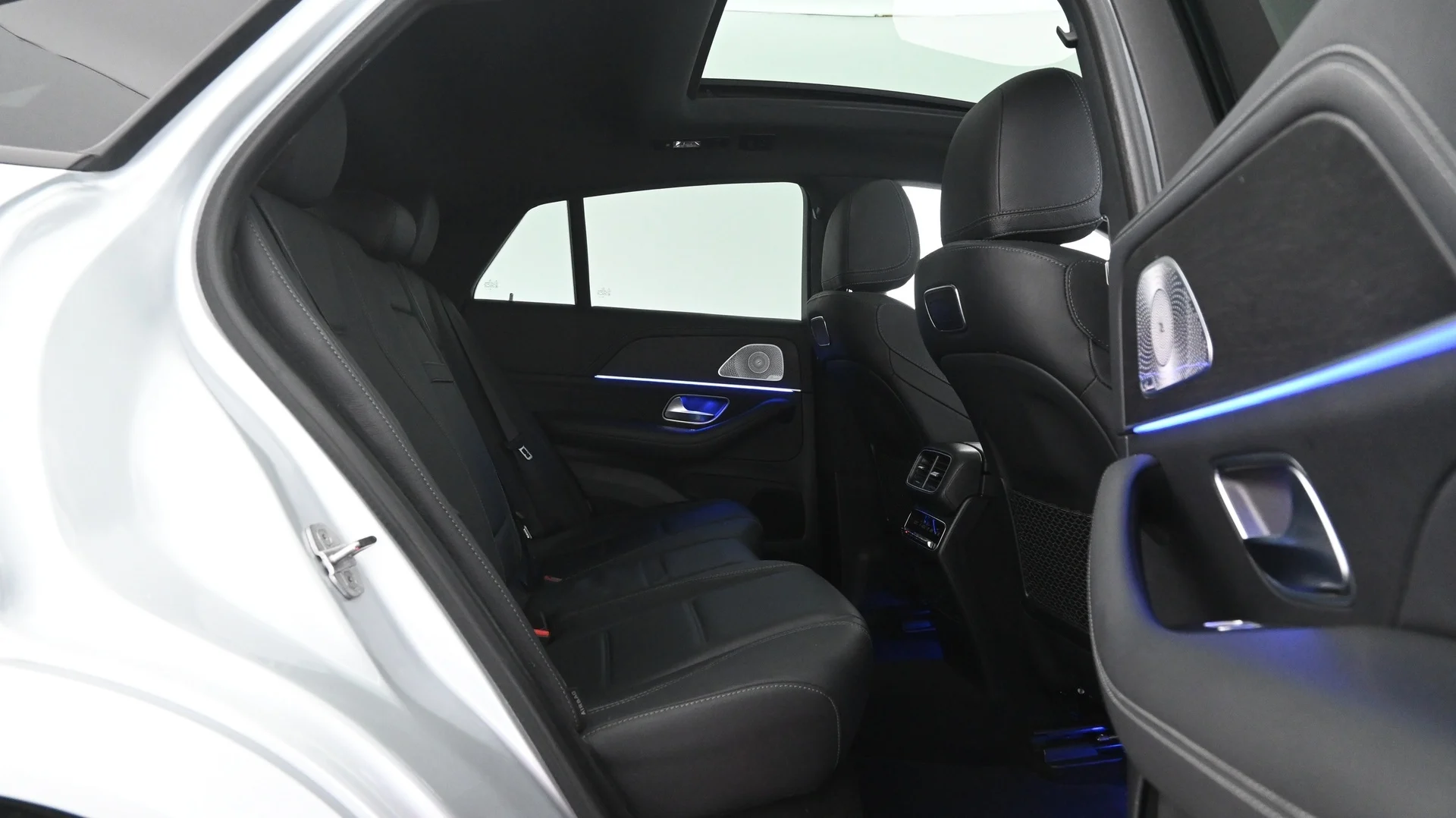 Car Image - 40ckK7Uzbb4EPUVbKjtVp