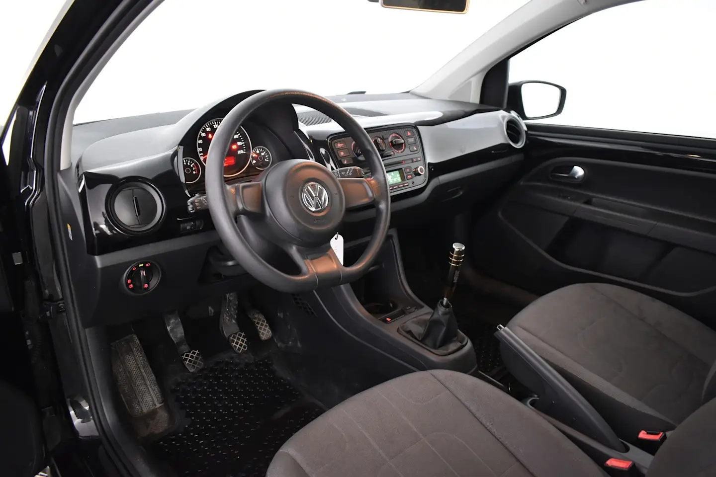 Car Image - 4GDMc3bF7hEyRjmBiyvxBf