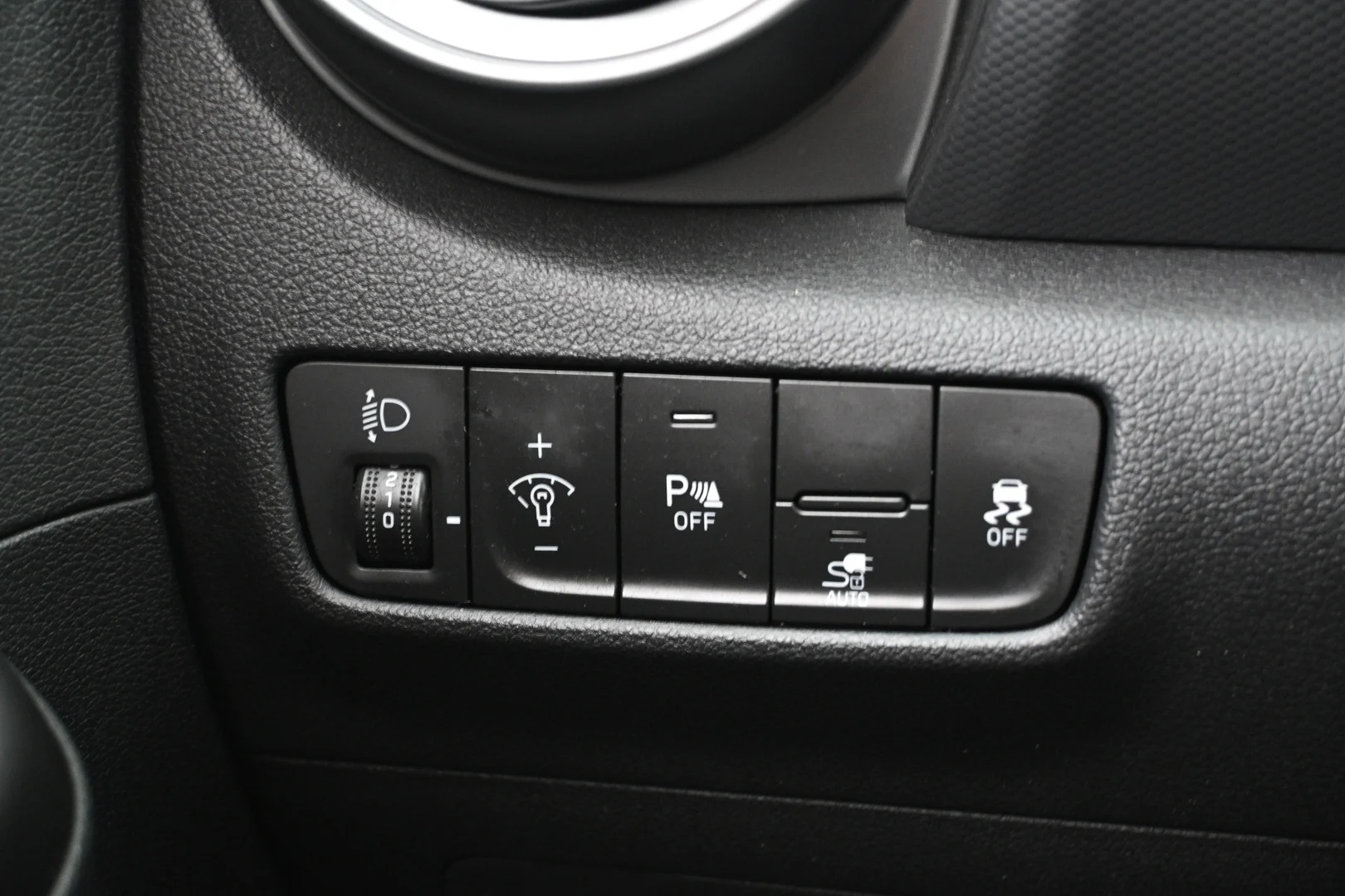 Car Image - 01MkNXfVHUeZCjnNK079Tn