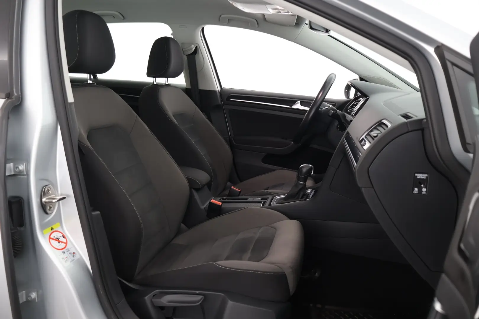 Car Image - 4EFoDguWFozAYE1t16SuRB