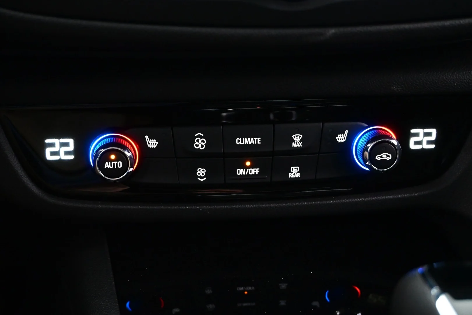 Car Image - oUb8DVvPDAJJHZJr11TzY