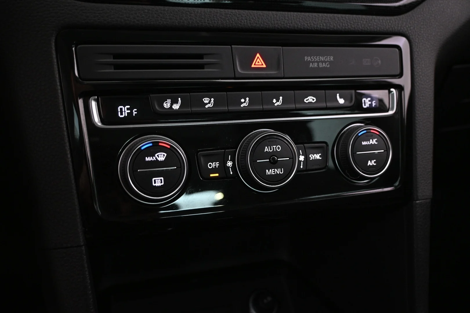 Car Image - 5tRHieHD8vVeXDfLnKZgJm