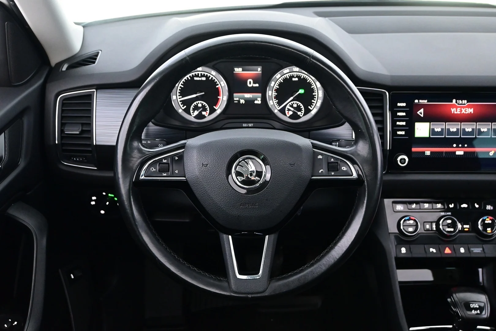 Car Image - 1YqRq9klYtPRA81f5qw61d