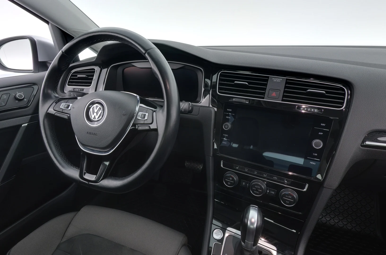 Car Image - 4EFoDguWFozAYE1t16SuRB