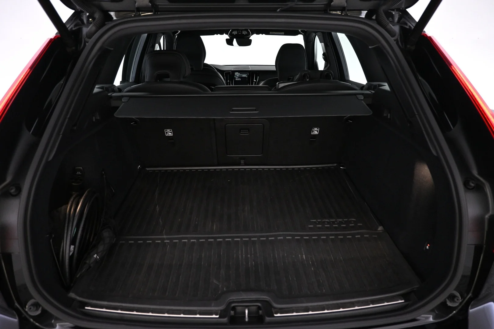 Car Image - LCMxsWnTQ1b3rgUt2HgGC